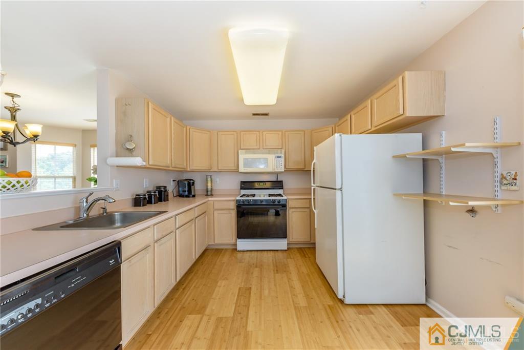 2106 Ridgeview Court, Unit 2106 Sayreville, NJ 08859 - Photo 10 of 30 Gallery Image 10