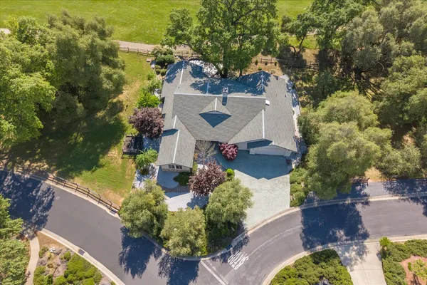 $1,075,000 | 379 Perlina Terrace, Angels Camp, CA 95222