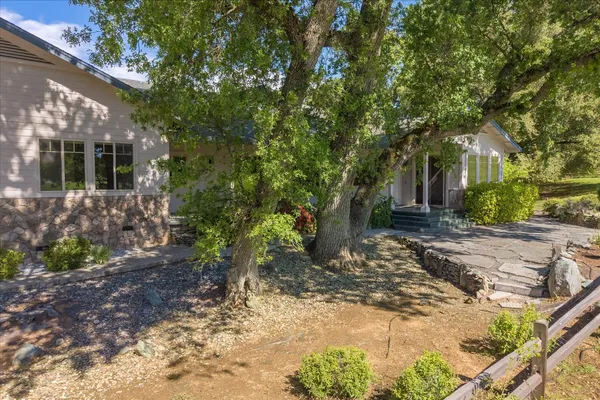 $1,075,000 | 379 Perlina Terrace, Angels Camp, CA 95222