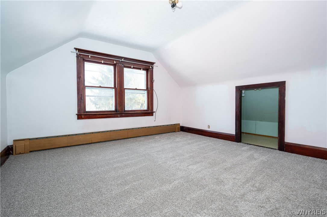 235 Comstock Avenue Buffalo, NY 14215 - Photo 32 of 47