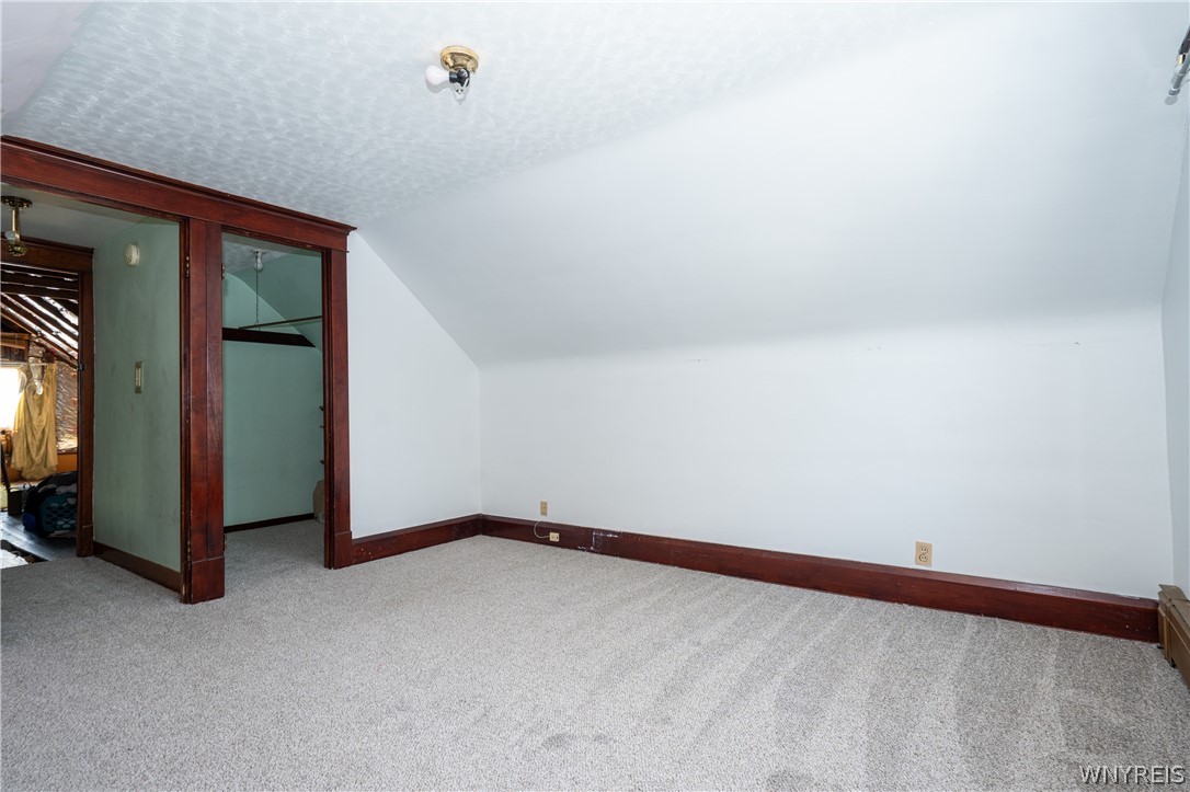 235 Comstock Avenue Buffalo, NY 14215 - Photo 34 of 47