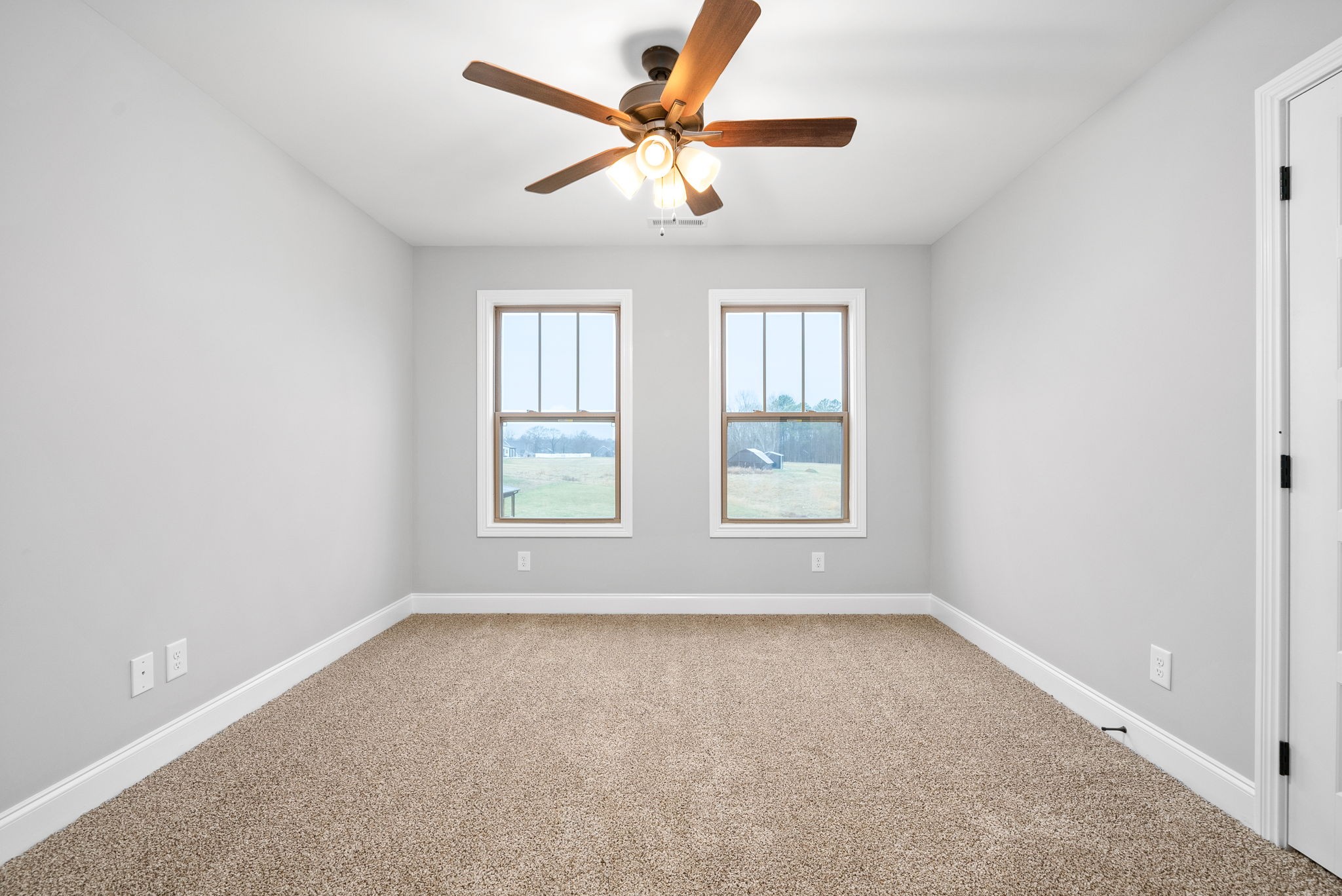 2408 Hinton Road Clarksville, TN 37043 - Photo 23 of 31 Gallery Image 23