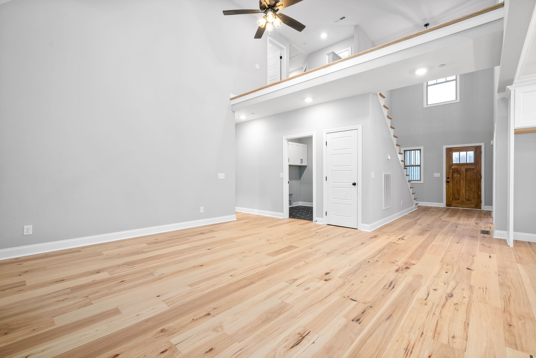 2408 Hinton Road Clarksville, TN 37043 - Photo 8 of 31 Gallery Image 8