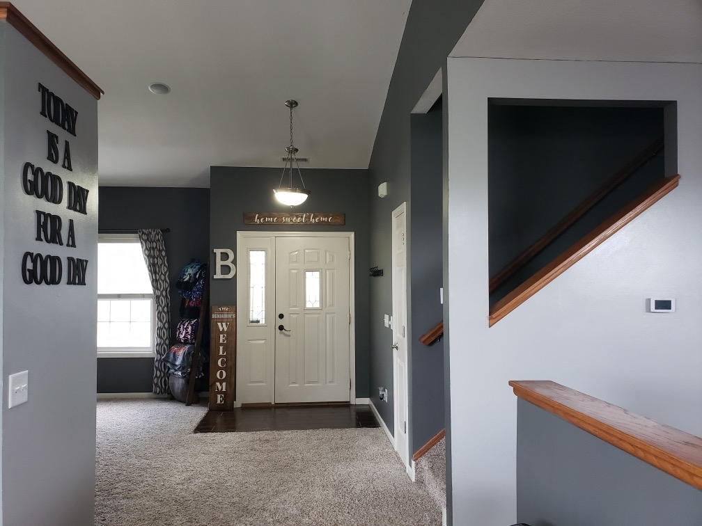 223 Riley Drive Fort Wayne, IN 46825 - Photo 3 of 27 Gallery Image 3