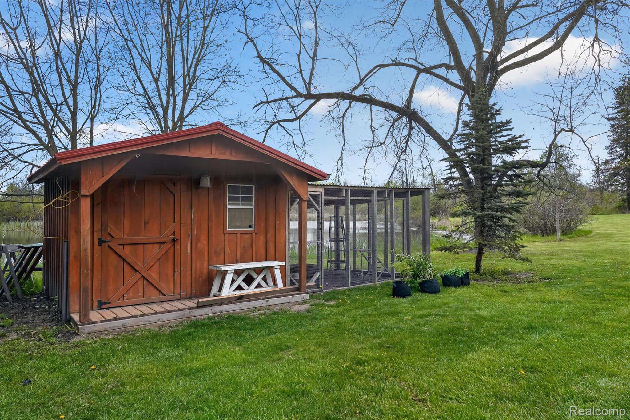 5640 North Fowlerville Road Fowlerville, MI 48836 - Photo 41 of 48