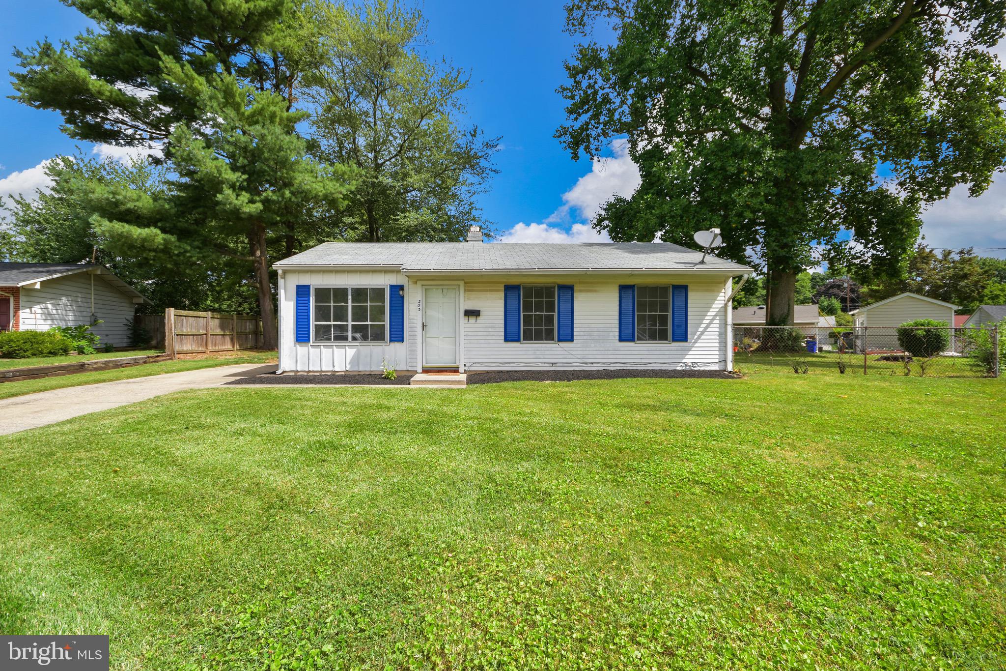 303 Canberra Court Frederick, MD 21701 - Photo 2 of 30