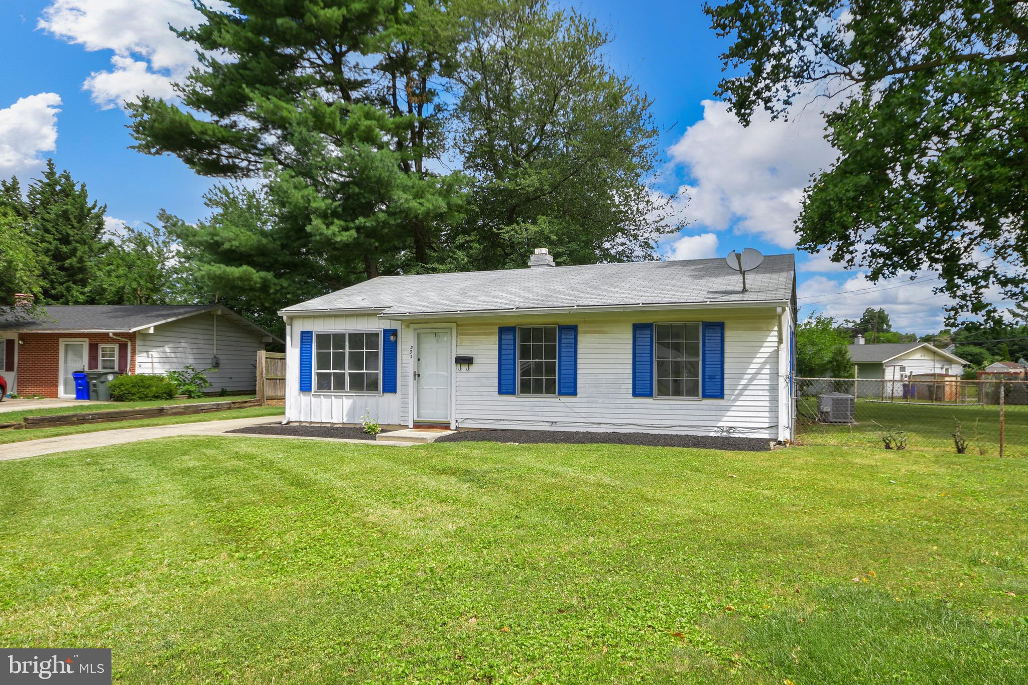 303 Canberra Court Frederick, MD 21701 - Photo 3 of 30
