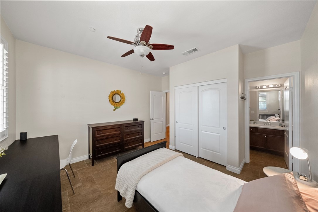 31870 Sweetwater Circle Temecula, CA 92591 - Photo 11 of 41