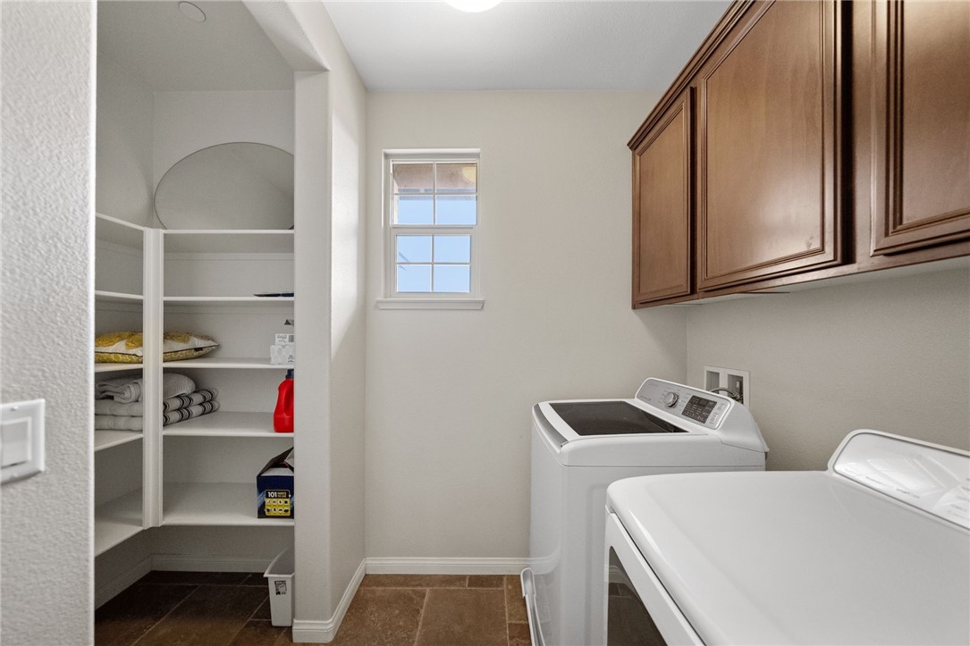 31870 Sweetwater Circle Temecula, CA 92591 - Photo 18 of 41