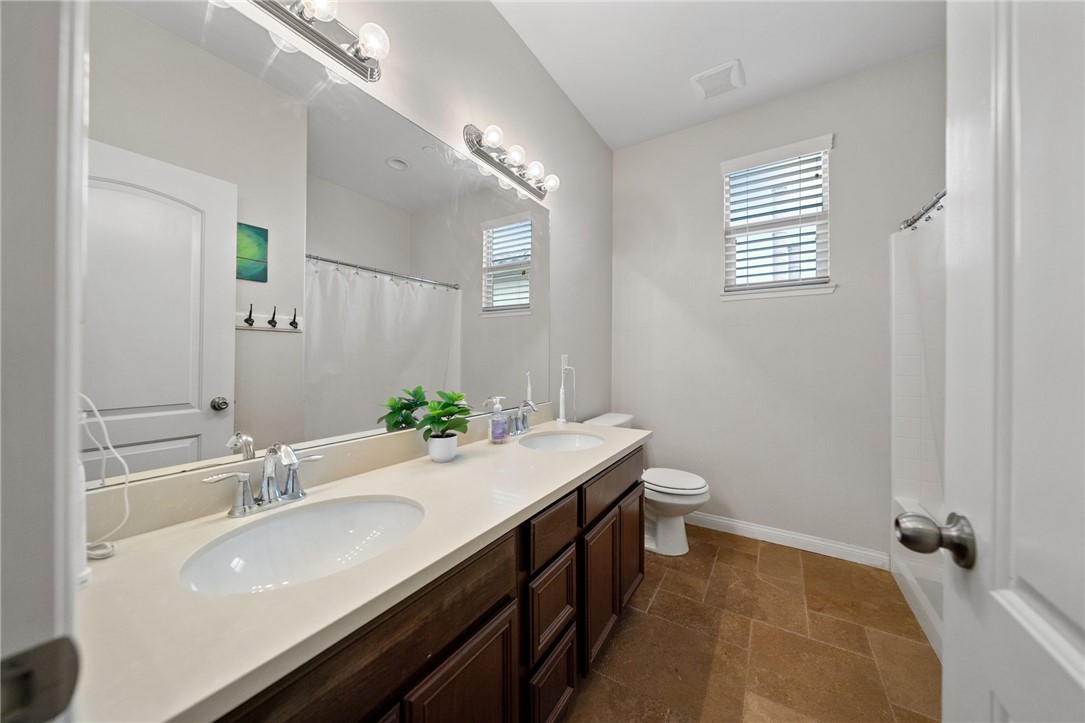 31870 Sweetwater Circle Temecula, CA 92591 - Photo 19 of 41