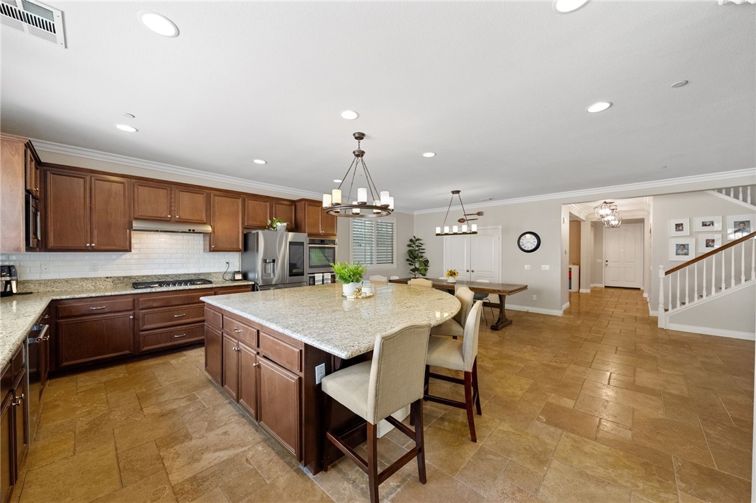 31870 Sweetwater Circle Temecula, CA 92591 - Photo 5 of 41