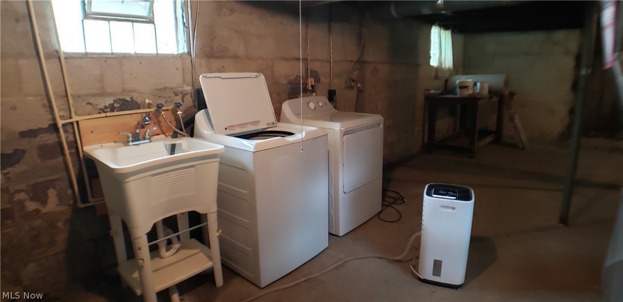 1307 Diagonal Road Akron, OH 44307 - Photo 16 of 24 Check out your NEW washer, dryer and wash tub