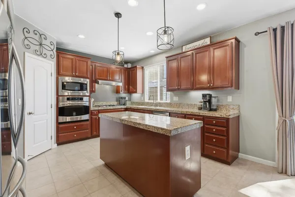 $565,000 | 1504 Christiansen Drive, Modesto, CA 95355