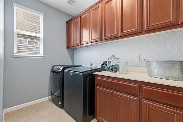 $565,000 | 1504 Christiansen Drive, Modesto, CA 95355