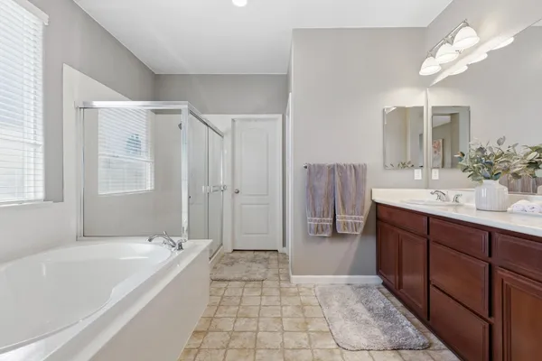 $565,000 | 1504 Christiansen Drive, Modesto, CA 95355