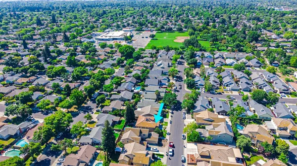 $565,000 | 1504 Christiansen Drive, Modesto, CA 95355