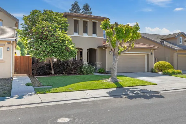 $565,000 | 1504 Christiansen Drive, Modesto, CA 95355