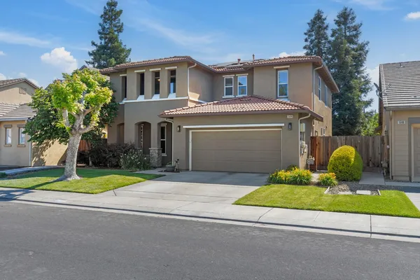$565,000 | 1504 Christiansen Drive, Modesto, CA 95355