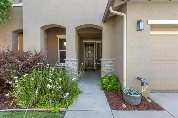 $565,000 | 1504 Christiansen Drive, Modesto, CA 95355