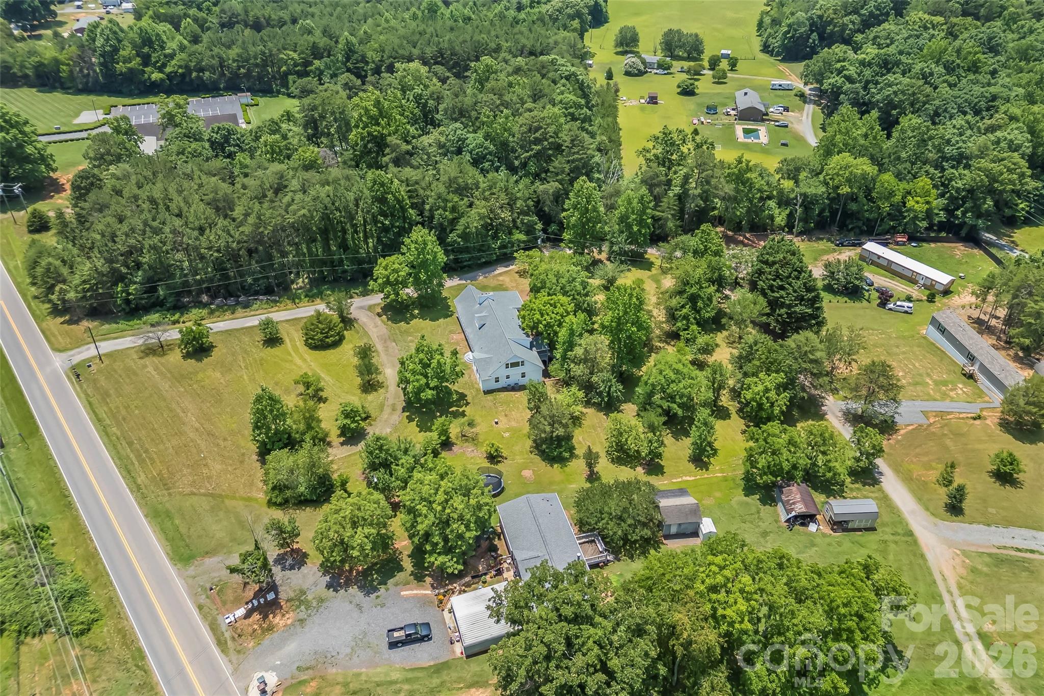 2705 Robinson Road Newton, NC 28658 - Photo 35 of 37