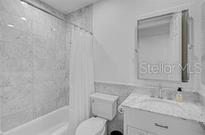 409 North Point Road, Unit 802 Osprey, FL 34229 - Photo 27 of 39