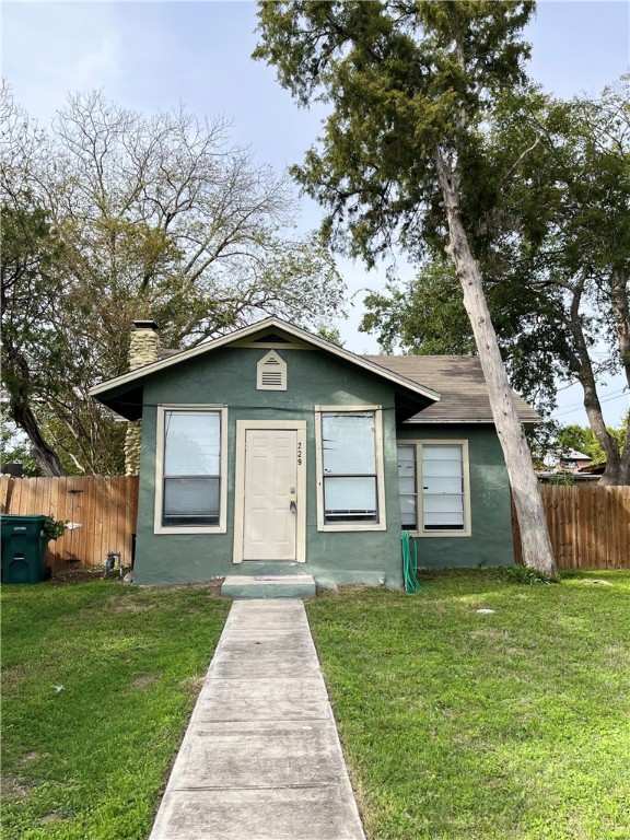 229 East Lindbergh Blvd