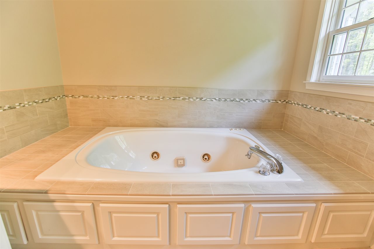 25 Bear Path Road Hampton, NH 03842 - Photo 22 of 40