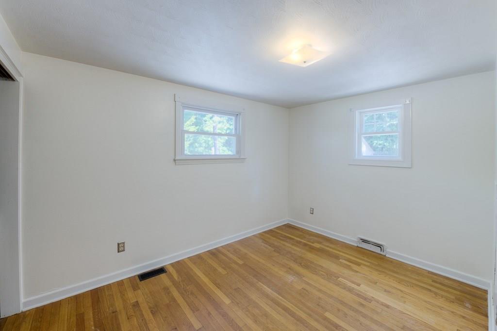 17 Regal Street Springfield, MA 01118 - Photo 14 of 35 Gallery Image 14