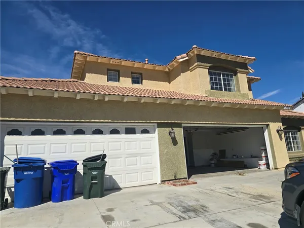 $3,300 | 12720 Mar Vista Drive, Apple Valley, CA 92308