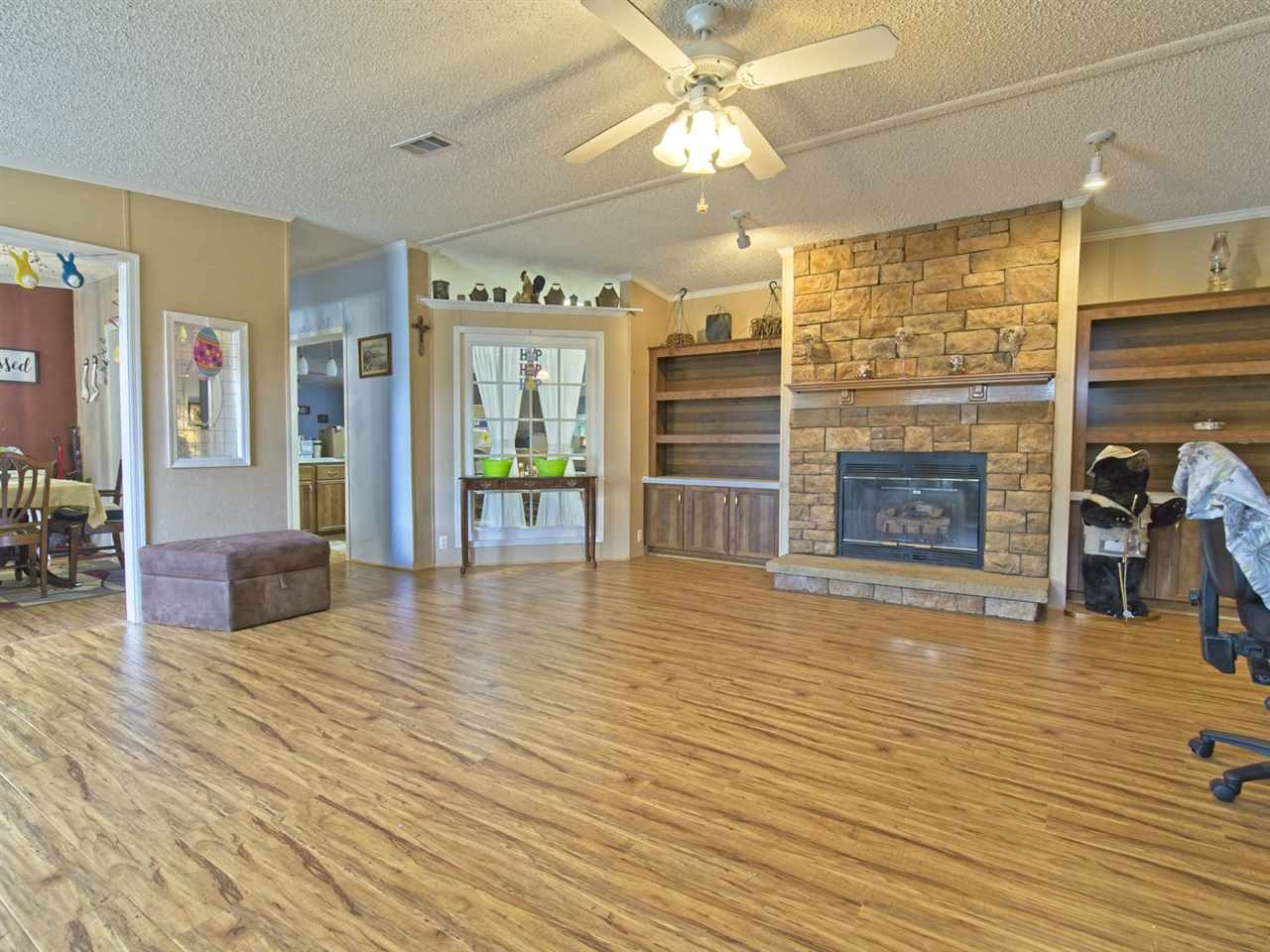 624 Wilkins Road Campobello, SC 29322 - Photo 3 of 18