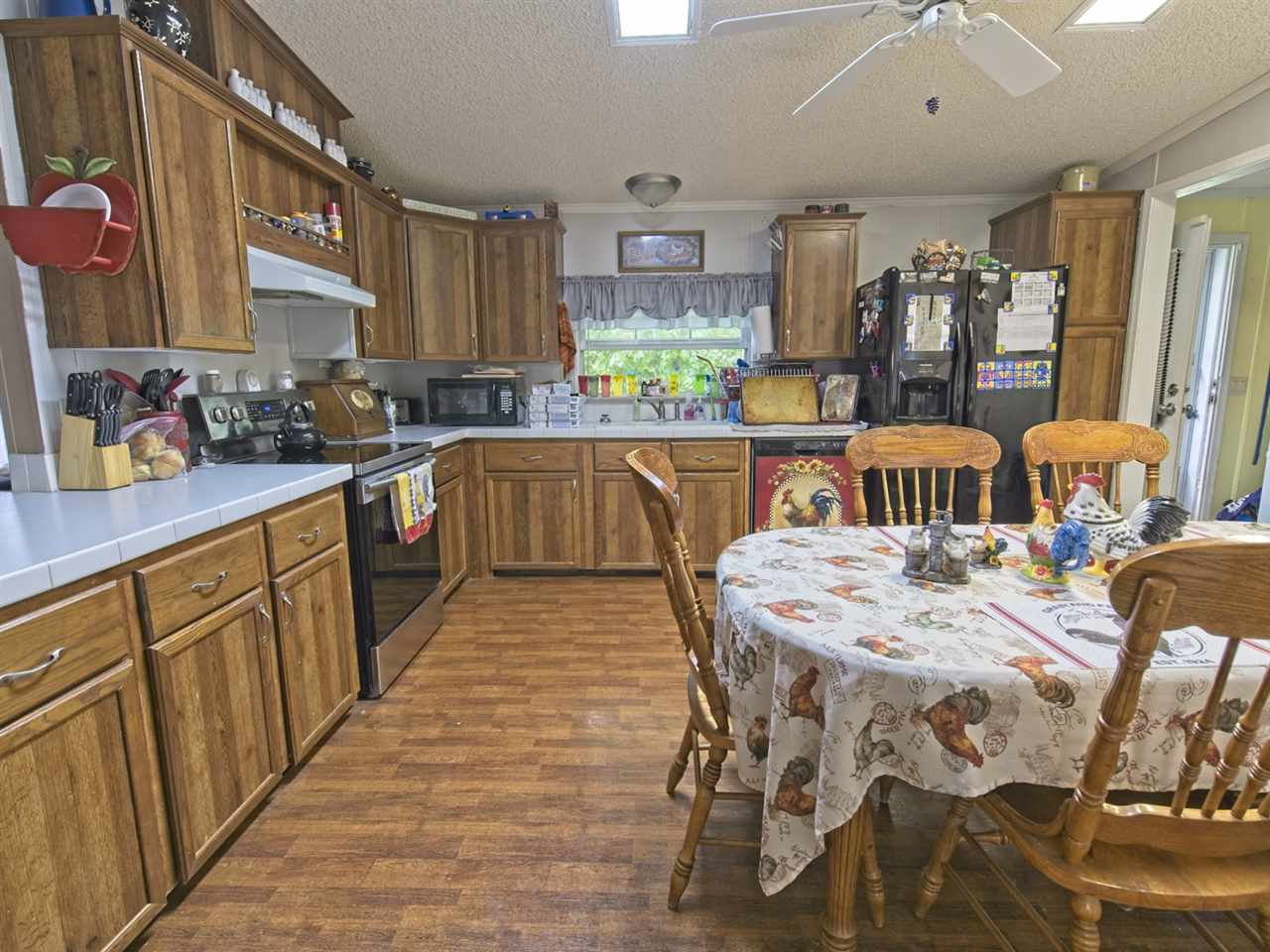 624 Wilkins Road Campobello, SC 29322 - Photo 5 of 18