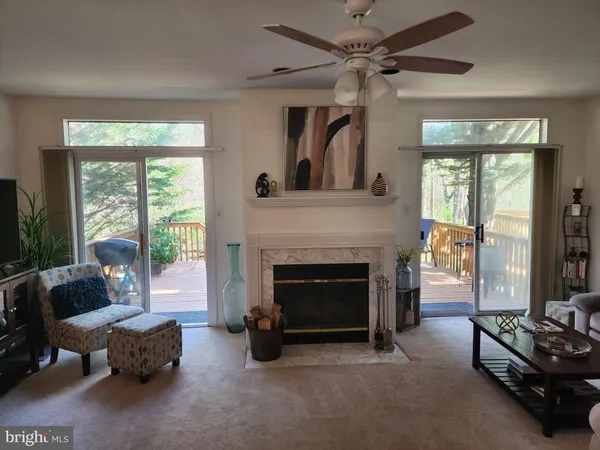 $2,590 | 922 Glackens Lane, Wilmington, DE 19808