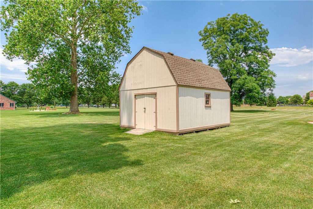 7124 East Stop 11 Road Indianapolis, IN 46259 - Photo 45 of 48 Gallery Image 45