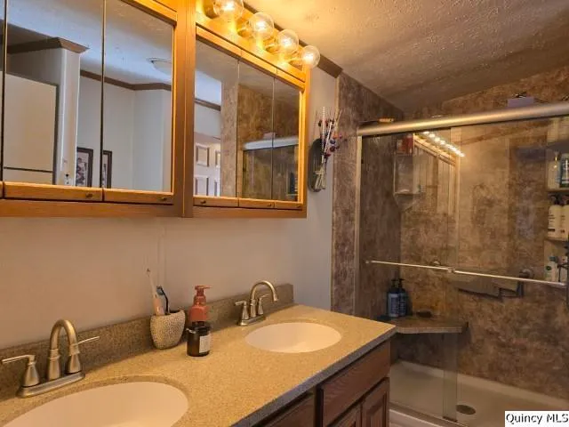 $155,000 | 1930 East Co Road 900, Carthage, IL 62321