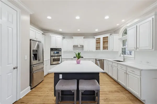 $1,149,900 | 5110 Parkwood Oaks Lane, Smyrna, GA 30126