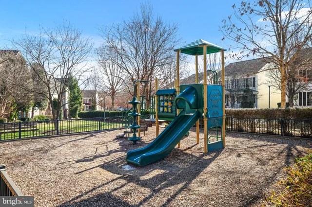 $3,400 | 409 Phelps Street, Gaithersburg, MD 20878