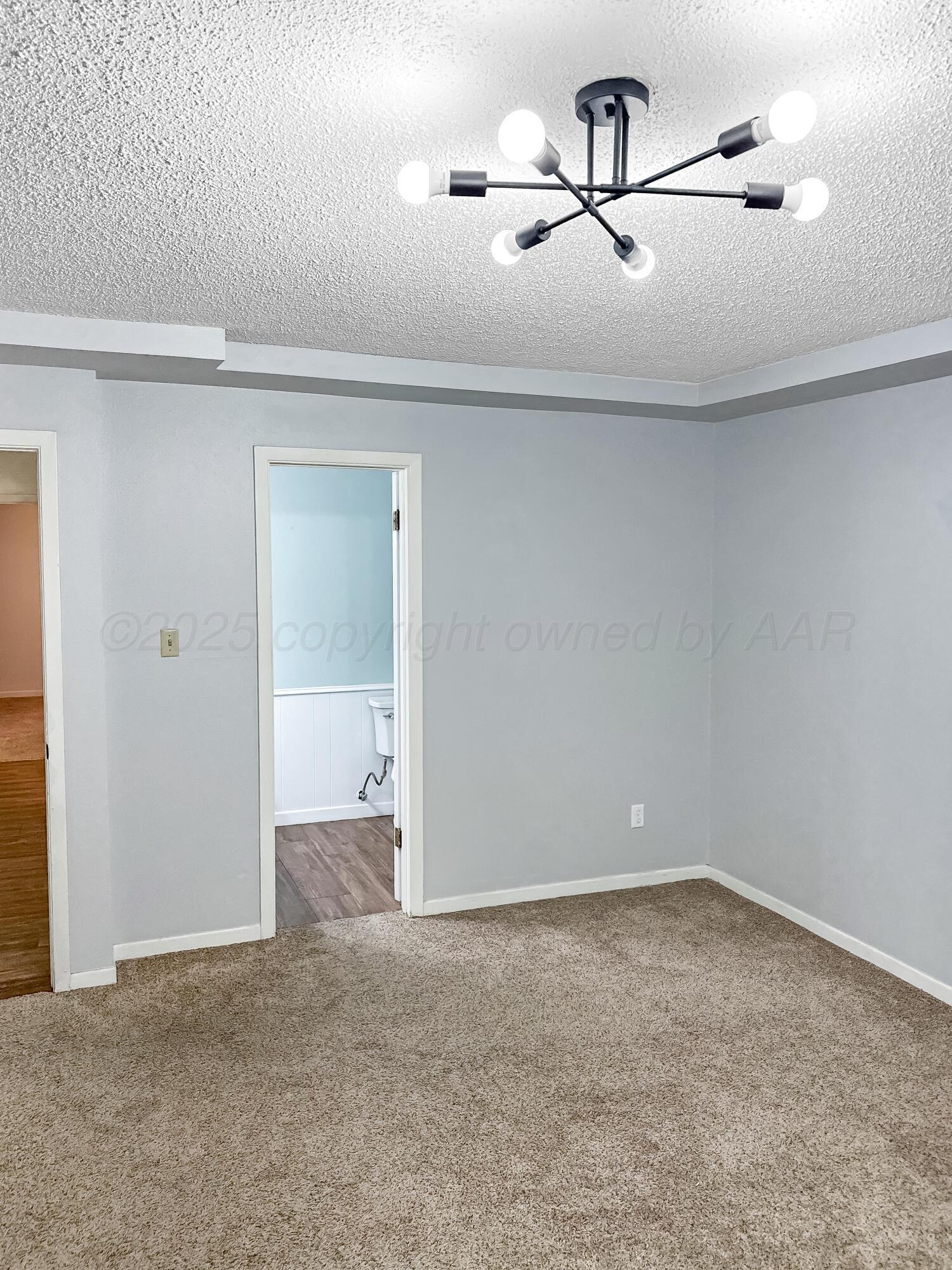 216 Skycrest Street Borger, TX 79007 - Photo 13 of 20