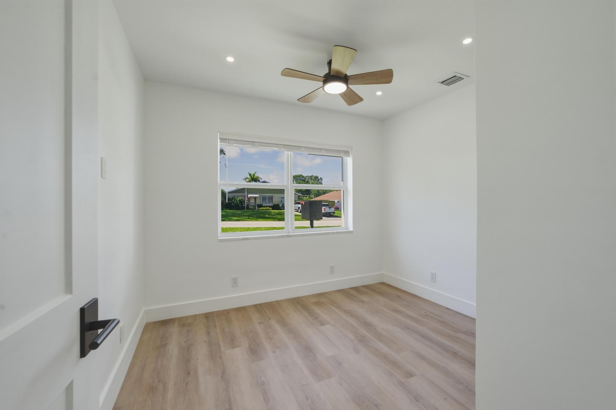 461 Southwest 1st Street, Unit 461 Boca Raton, FL 33432 - Photo 19 of 23 DSC09967