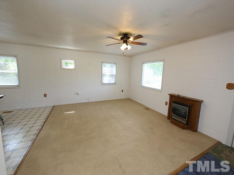 2685 John Adams Road Willow Spring, NC 27592 - Photo 7 of 25 Open concept!