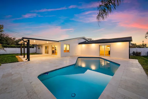 $1,695,000 | 1607 Seabrook Road, Jupiter, FL 33469