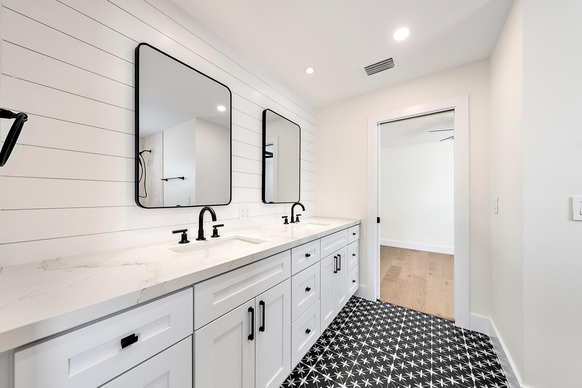 1607 Seabrook Road Jupiter, FL 33469 - Photo 22 of 62 Full Bath