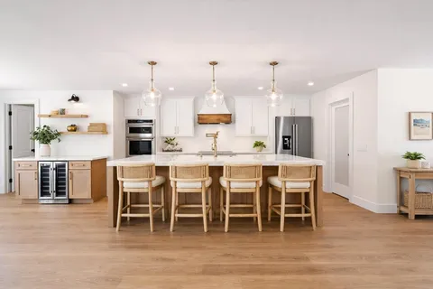 $1,695,000 | 1607 Seabrook Road, Jupiter, FL 33469