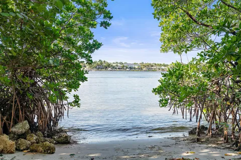 $1,695,000 | 1607 Seabrook Road, Jupiter, FL 33469