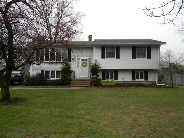 14 Wayne Road Peabody, MA 01960 - Photo 1 of 13 Gallery Image 1