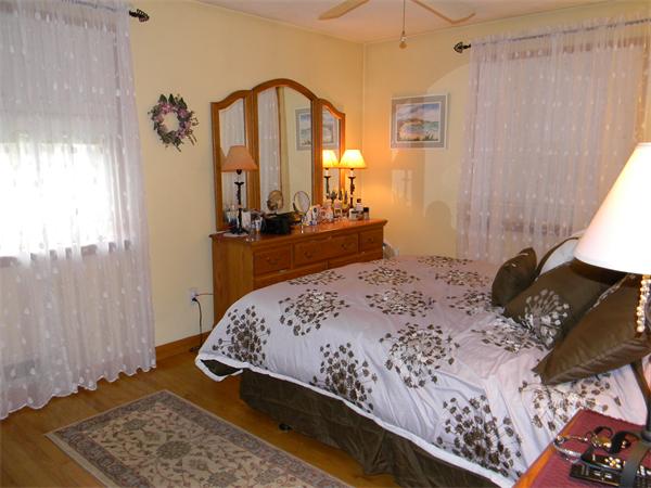 14 Wayne Road Peabody, MA 01960 - Photo 7 of 13 Gallery Image 7