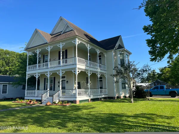 $299,900 | 119 East Elm Street, Crowley, LA 70526