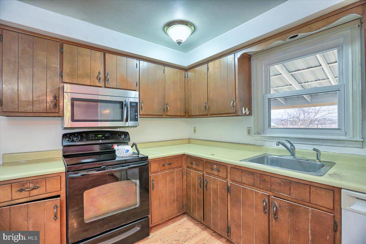 887 Hornig Road Lancaster, PA 17601 - Photo 12 of 30 Gallery Image 12