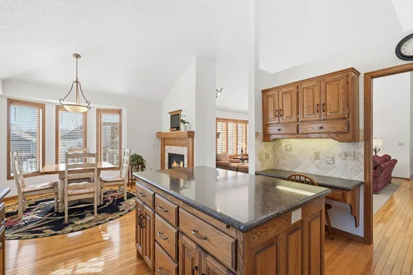 $725,000 | 3151 Bent Tree Hills Drive, New Brighton, MN 55112