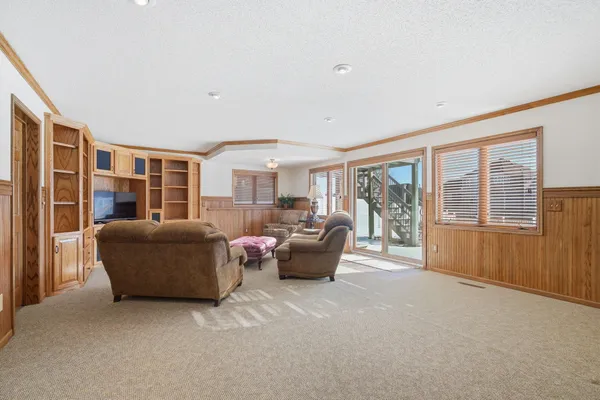 $725,000 | 3151 Bent Tree Hills Drive, New Brighton, MN 55112