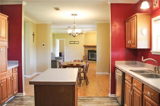 11713 Landry Lane Port Allen, LA 70767 - Photo 10 of 35